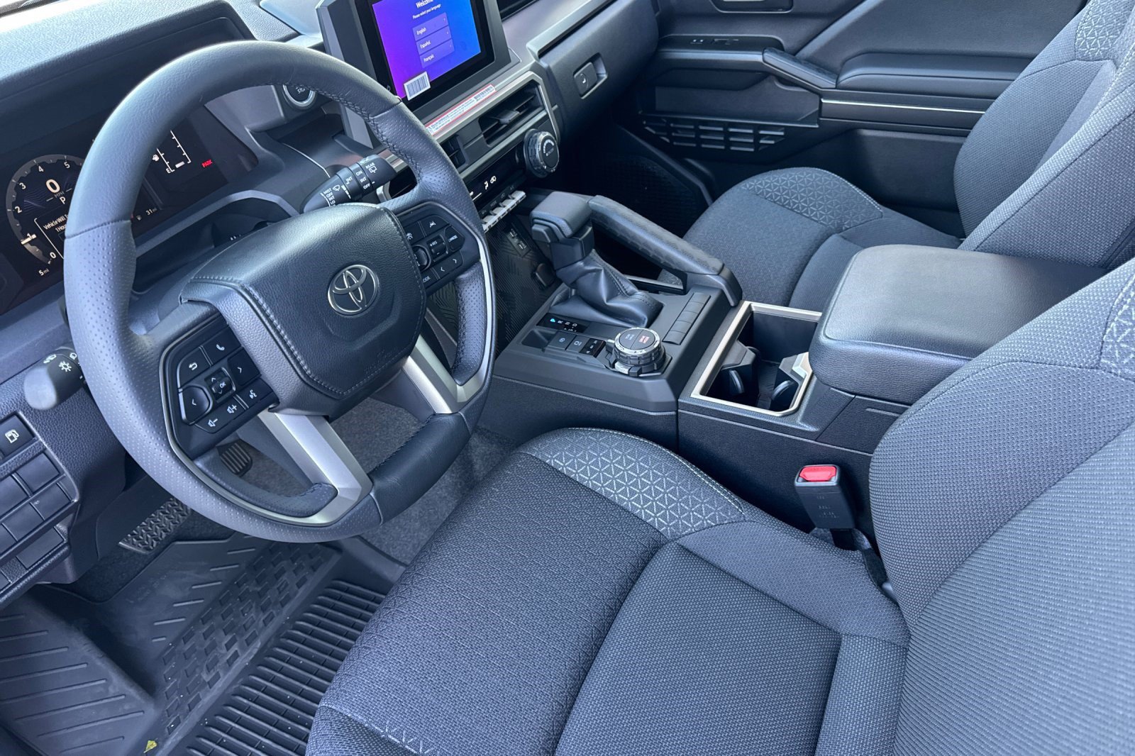 New 2026 Toyota 4Runner SR5 AWD/4WD image 4