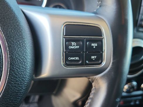 Used 2016 Jeep Wrangler Rubicon AWD/4WD image 19