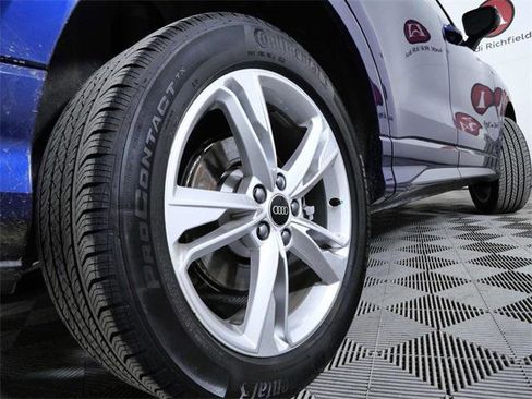 Used 2024 Audi Q3 2.0T Premium Plus image 9