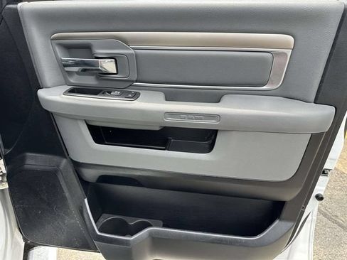 Used 2018 RAM 1500 Lone Star RWD image 9