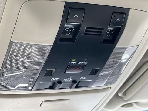 Used 2020 Lexus GX 460 Premium AWD/4WD image 42