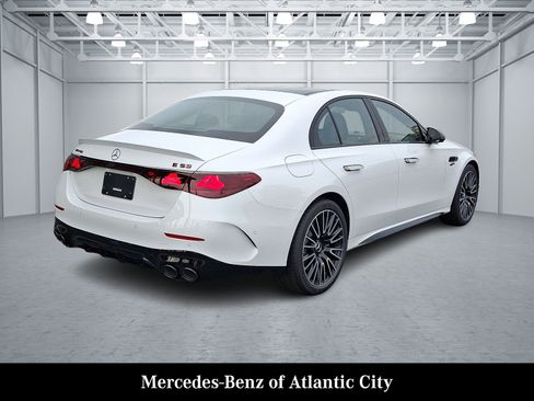 New 2026 Mercedes-Benz E 53 AMG e 4MATIC Sedan image 4