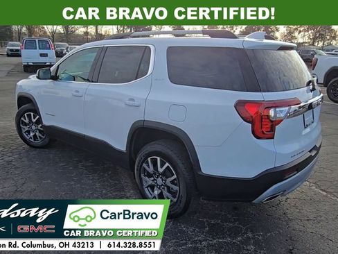 Certified 2023 GMC Acadia SLT w/ Preferred Package image 6