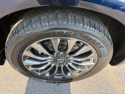 Used 2020 Nissan Armada Platinum w/ Platinum Reserve Package RWD image 16