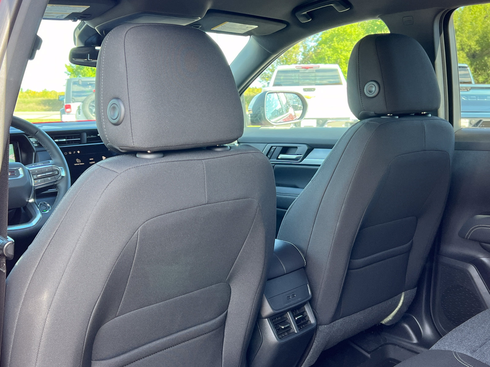 New 2027 GMC Terrain Elevation w/ LPO, Floor Liner Package AWD/4WD image 30