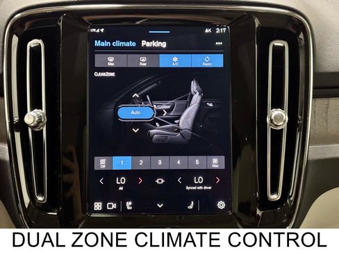 Used 2024 Volvo XC40 B5 Ultimate w/ Protection Package Premier AWD/4WD image 34