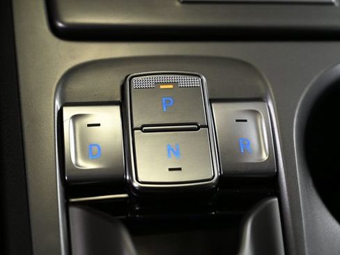 Used 2023 Hyundai Kona Limited w/ Cargo Package FWD image 30
