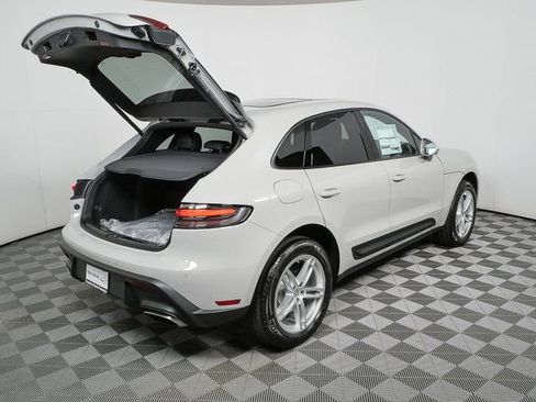 New 2026 Porsche Macan image 30
