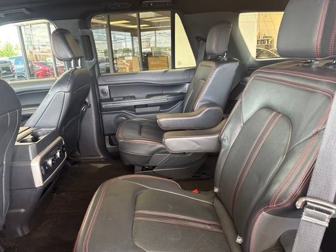 Used 2023 Ford Expedition Limited AWD/4WD image 14