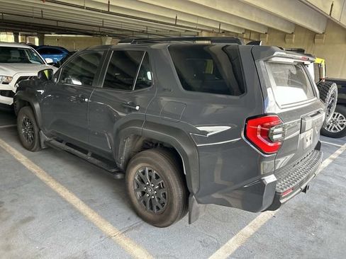 Used 2025 Toyota 4Runner SR5 AWD/4WD image 2