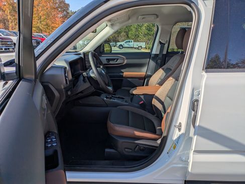 New 2025 Ford Bronco Sport Outer Banks image 13