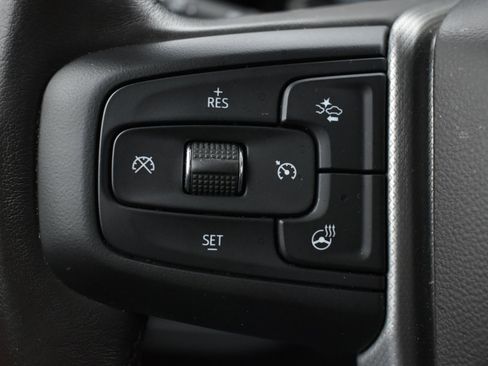 Used 2022 GMC Yukon XL Denali image 22