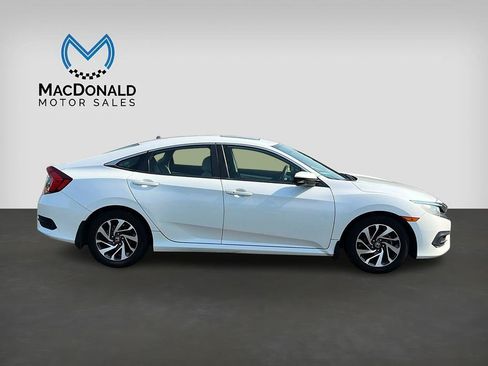 Used 2016 Honda Civic EX image 8