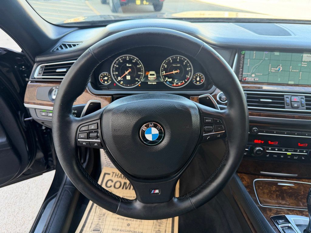 Used 2014 BMW 750Li xDrive AWD/4WD image 15