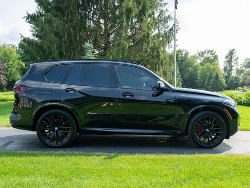 Used 2024 BMW X5 xDrive40i AWD/4WD image 2