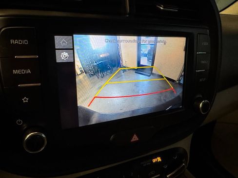 Used 2022 Kia Soul LX w/ Technology Package FWD image 14