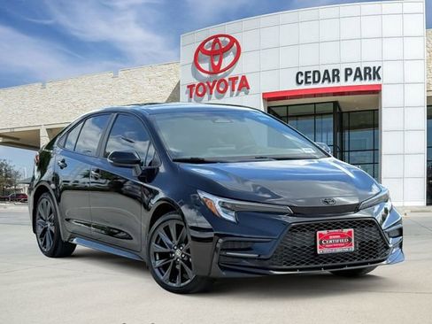 Used 2026 Toyota Corolla SE FWD image 1