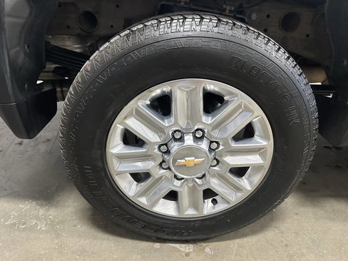 Used 2024 Chevrolet Silverado 2500 LT w/ All Star Edition image 24