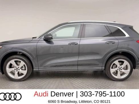 Used 2025 Audi Q5 Premium w/ Premium Plus AWD/4WD image 5