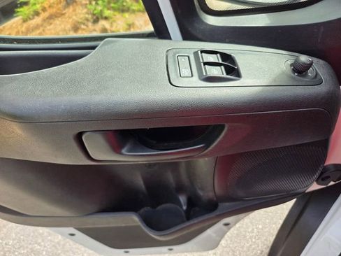 Used 2023 RAM ProMaster 2500 FWD image 22