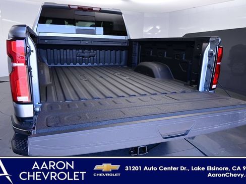New 2026 Chevrolet Silverado 2500 LTZ w/ LTZ Premium Package AWD/4WD image 7
