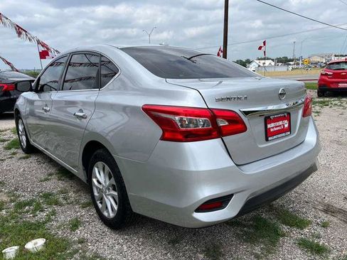 Used 2018 Nissan Sentra SV FWD image 5