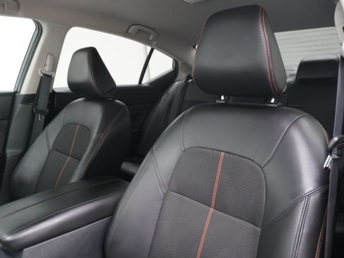 Used 2019 Nissan Altima 2.5 SR FWD image 11