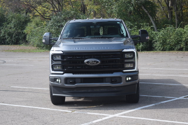Used 2024 Ford F250 Lariat w/ Black Appearance Package AWD/4WD image 19