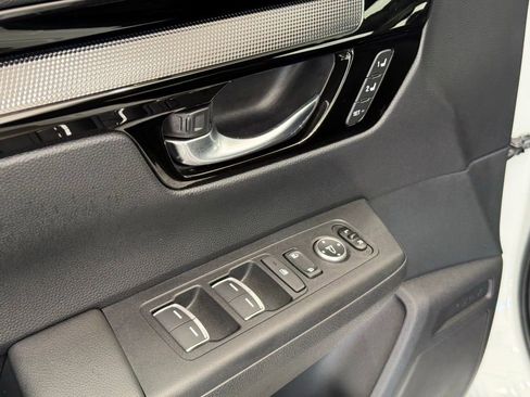 Used 2025 Honda CR-V Sport Touring image 19