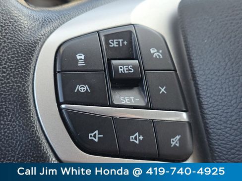 Used 2022 Ford Explorer Limited image 32