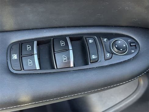 Used 2023 INFINITI QX50 Sport image 9