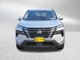 Used 2025 Nissan Rogue SV video 2