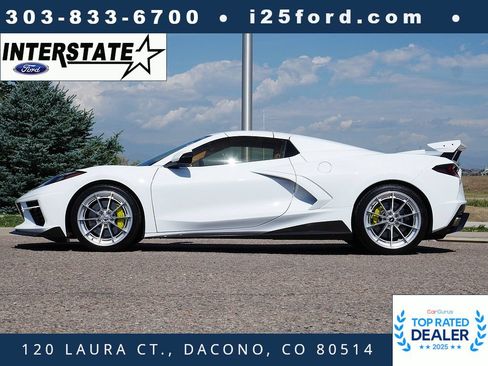 Used 2022 Chevrolet Corvette Stingray Premium Conv w/ Z51 Performance Package RWD image 2