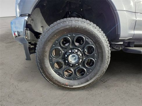 Certified 2022 Ford F350 XL w/ FX4 Off-Road Package image 14