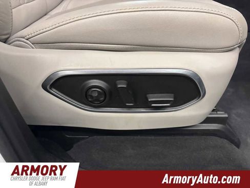 Used 2024 Jeep Wagoneer L Series II w/ Flexible Seating Group image 45