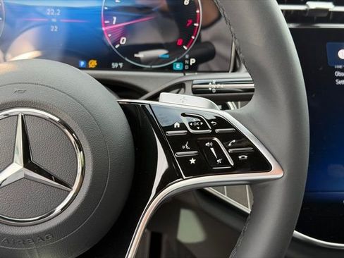 New 2026 Mercedes-Benz E 350 4MATIC Sedan image 18
