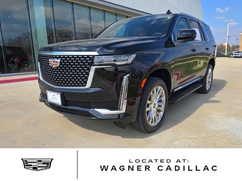 Used 2024 Cadillac Escalade Premium Luxury image 1