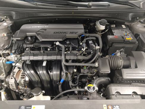 Used 2025 Hyundai Elantra Sport FWD image 30