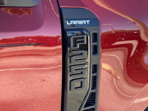 New 2026 Ford F250 Lariat w/ Black Appearance Package AWD/4WD image 10