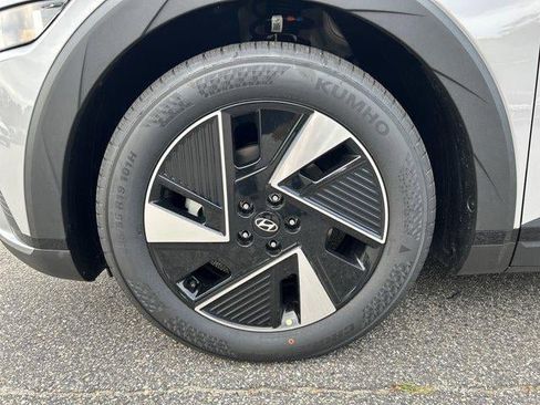 New 2025 Hyundai Ioniq 5 SEL image 39