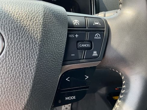 Used 2025 Toyota Camry SE FWD image 22