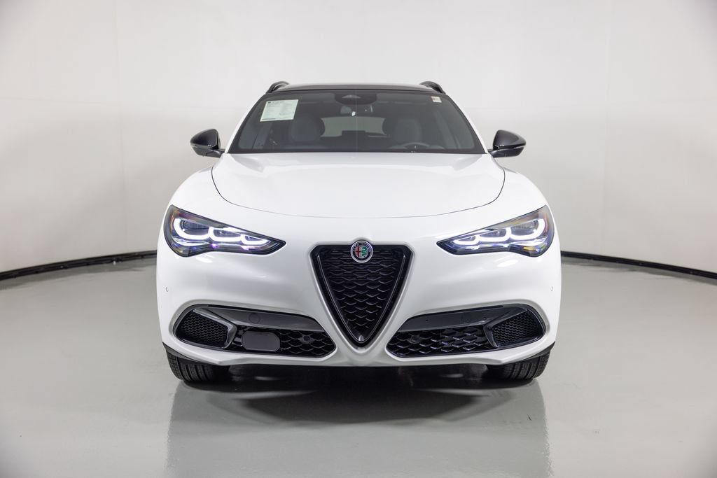 New 2025 Alfa Romeo Stelvio Sprint w/ Convenience Package AWD/4WD image 6