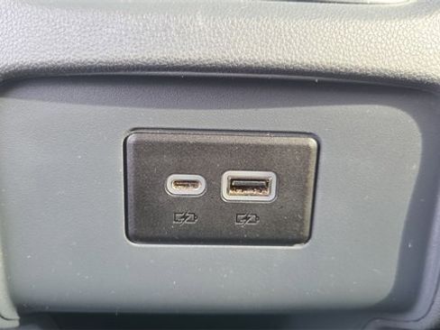 Used 2021 Chevrolet Blazer LT image 26