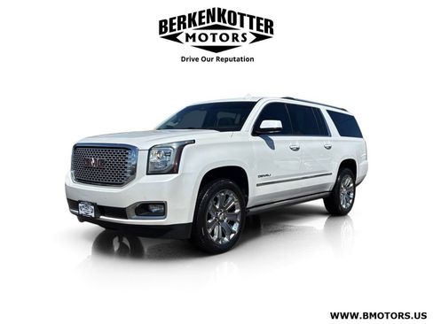 Used 2016 GMC Yukon XL Denali w/ Open Road Package AWD/4WD image 7