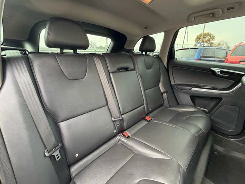 Used 2015 Volvo XC60 T5 image 25