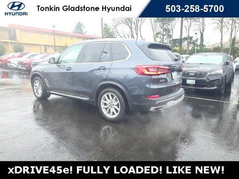 Used 2021 BMW X5 xDrive45e w/ Premium Package image 7
