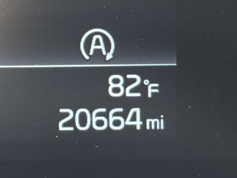 Used 2025 Kia Sportage LX image 40