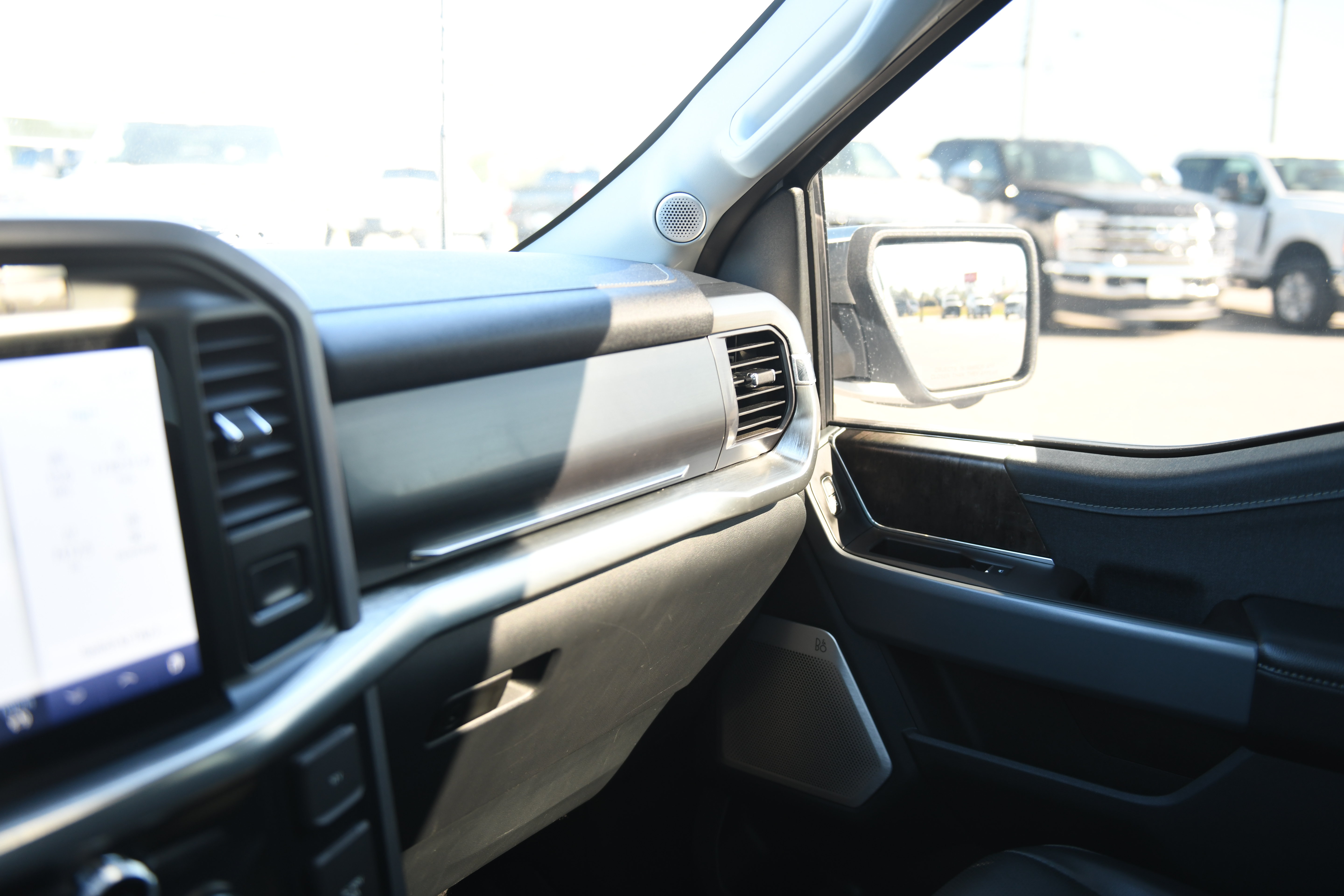 Used 2023 Ford F150 Lariat w/ Equipment Group 502A High AWD/4WD image 23