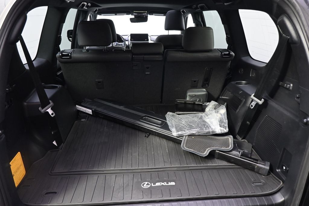 Used 2023 Lexus GX 460 Premium w/ Premium Package AWD/4WD image 15