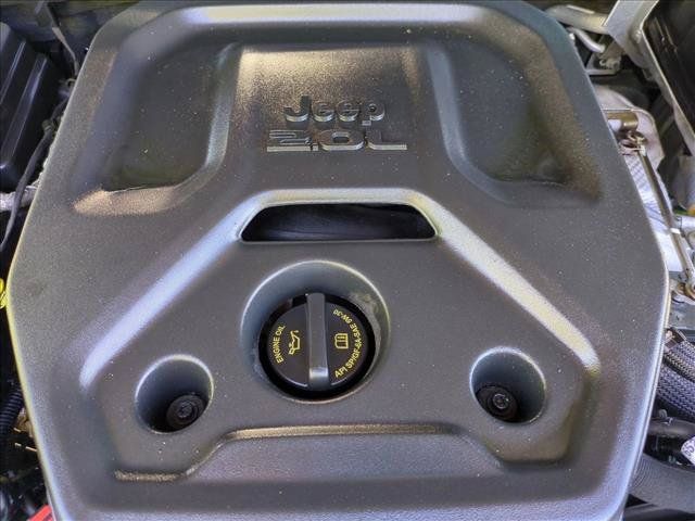 Used 2023 Jeep Wrangler Unlimited Rubicon w/ Cold Weather Group AWD/4WD image 23